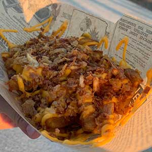 frites cheddar + oignons frits